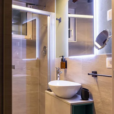 Palais Bernadette Apartmanhotel