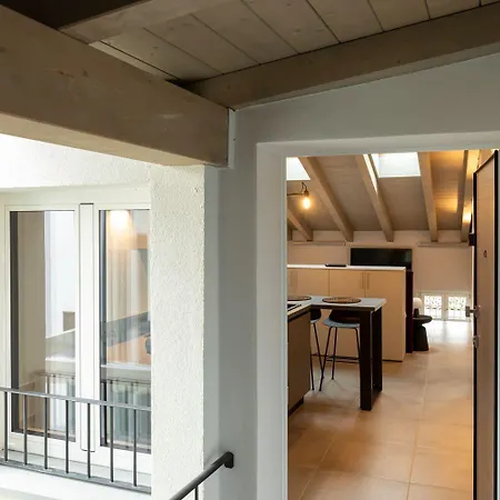 Palais Bernadette Apartmanhotel Parma