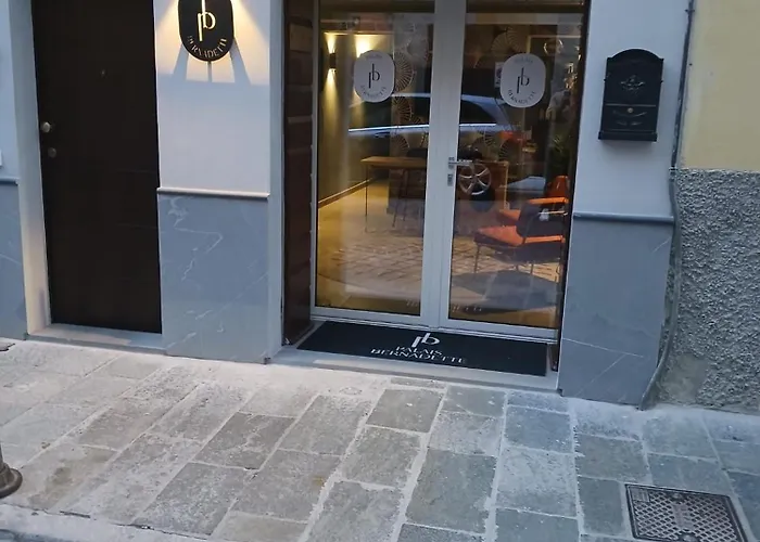 Palais Bernadette Appart hôtel Parme