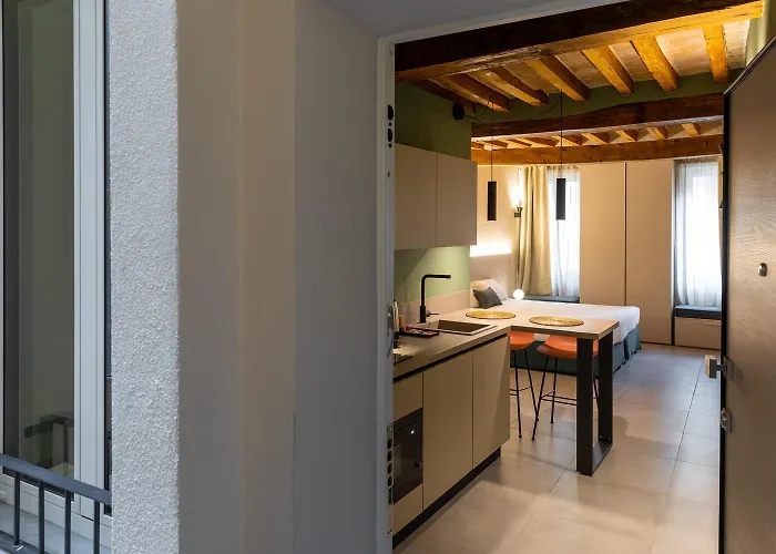 Palais Bernadette Parme