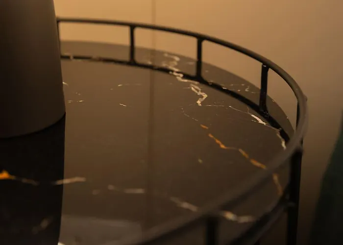 Palais Bernadette Apart Otel Parma