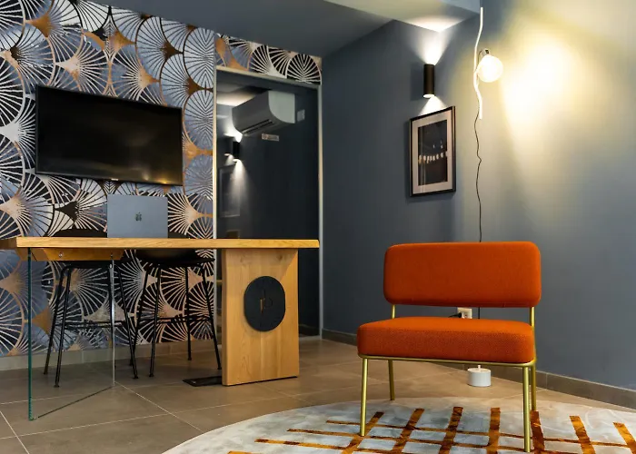 Palais Bernadette 4* Parme